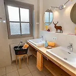 Gemuetliche Bergwiese, 2-raum, Separates Schlafzimmer, Schoenen Balkon Oder Terrasse, Komfort Ausstattung, Ruhige Suedlage, Kostenfrei Wlan Und Schoene Helle Sauna, Broetchenservice, Parkplatz, Hunde Auf Anfrage, E-tankstelle, Sonnenlag