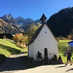 Gemuetliche Bergwiese, 2-raum, Separates Schlafzimmer, Schoenen Balkon Oder Terrasse, Komfort Ausstattung, Ruhige Suedlage, Kostenfrei Wlan Und Schoene Helle Sauna, Broetchenservice, Parkplatz, Hunde Auf Anfrage, E-tankstelle, Sonnenlag *