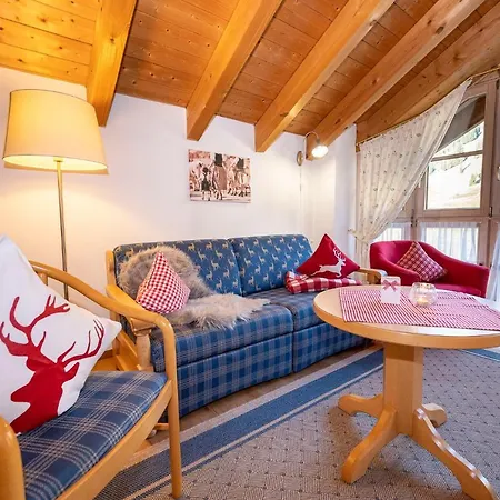 Gemütliche Bergwiese, 2-raum, Separates Schlafzimmer, Schönen Balkon Oder Terrasse, Komfort Ausstattung, Ruhige Lage, Kostenfrei Wlan, Sauna Im Landhaus, Brötchenservice, Parkplatz Kostenfrei, Hunde Auf Anfrage, Tankstelle Für E-autos *