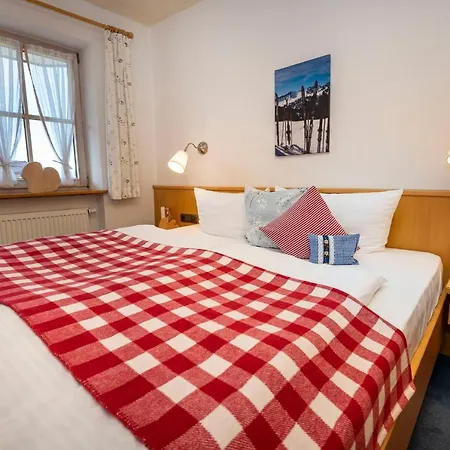 Gemütliche Bergwiese: Ruhige Südlage Mit Wlan Und Sauna Apartment *