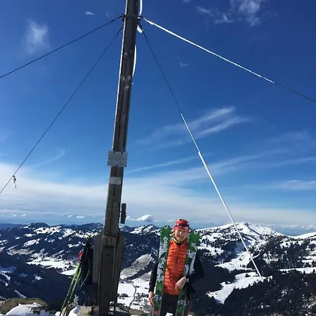 Gemütliche Bergwiese, 2-raum, Separates Schlafzimmer, Schönen Balkon Oder Terrasse, Komfort Ausstattung, Ruhige Lage, Kostenfrei Wlan, Sauna Im Landhaus, Brötchenservice, Parkplatz Kostenfrei, Hunde Auf Anfrage, Tankstelle Für E-autos *