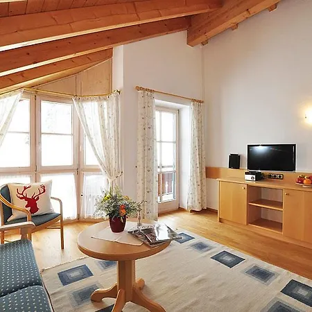 Gemütliche Bergwiese: Ruhige Südlage Mit Wlan Und Sauna Apartment