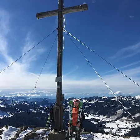 Gemütliche Bergwiese: Ruhige Südlage Mit Wlan Und Sauna Apartment